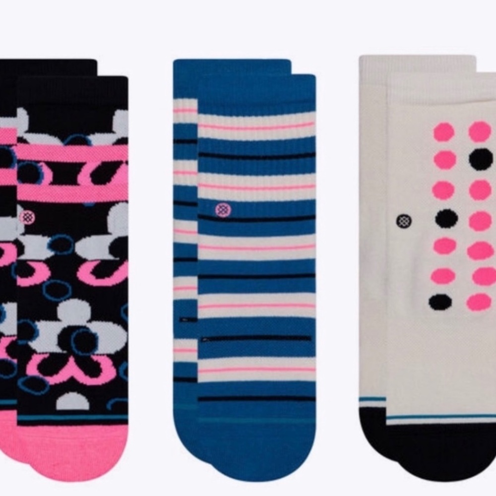 (3) Stance Girls Light Cushion Crew Socks Size L